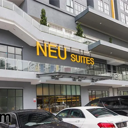 Neu Suites Residence, Embassy Row